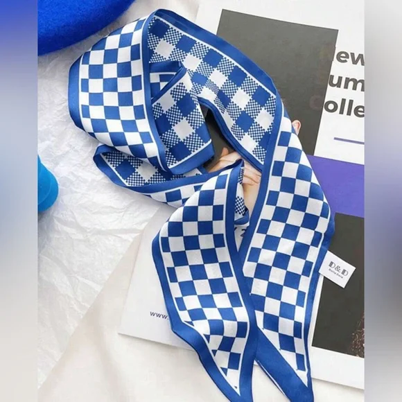 3/$25 NWOT Blue Twill Scarf - Picture 4 of 14